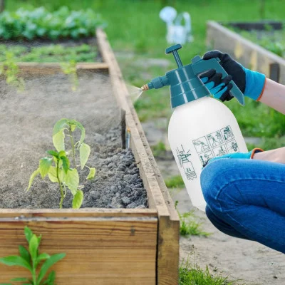 Zahradní postřikovač tlakový 2L SPRINGOS RAINEX