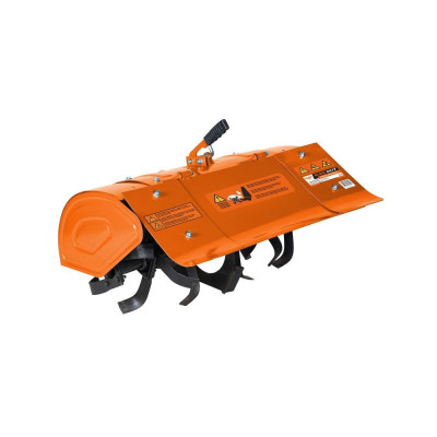 Malotraktor C977 s kultivátorem